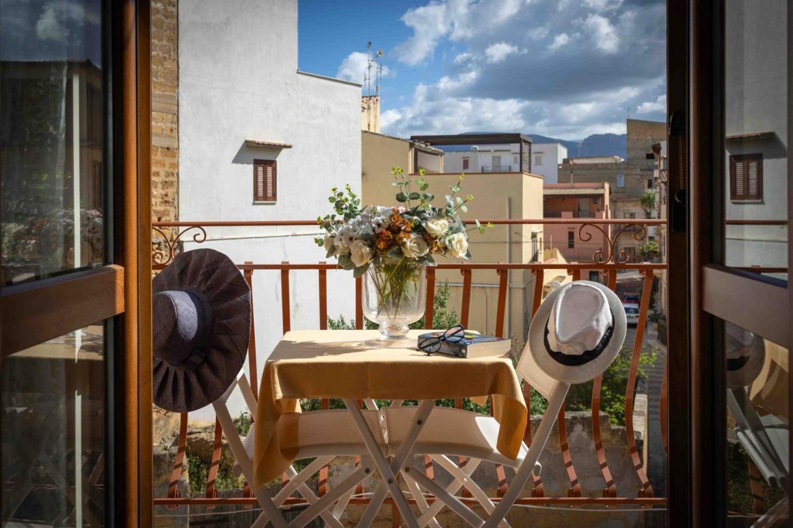 Sunshine Apartments Trappeto  Ngoại thất bức ảnh