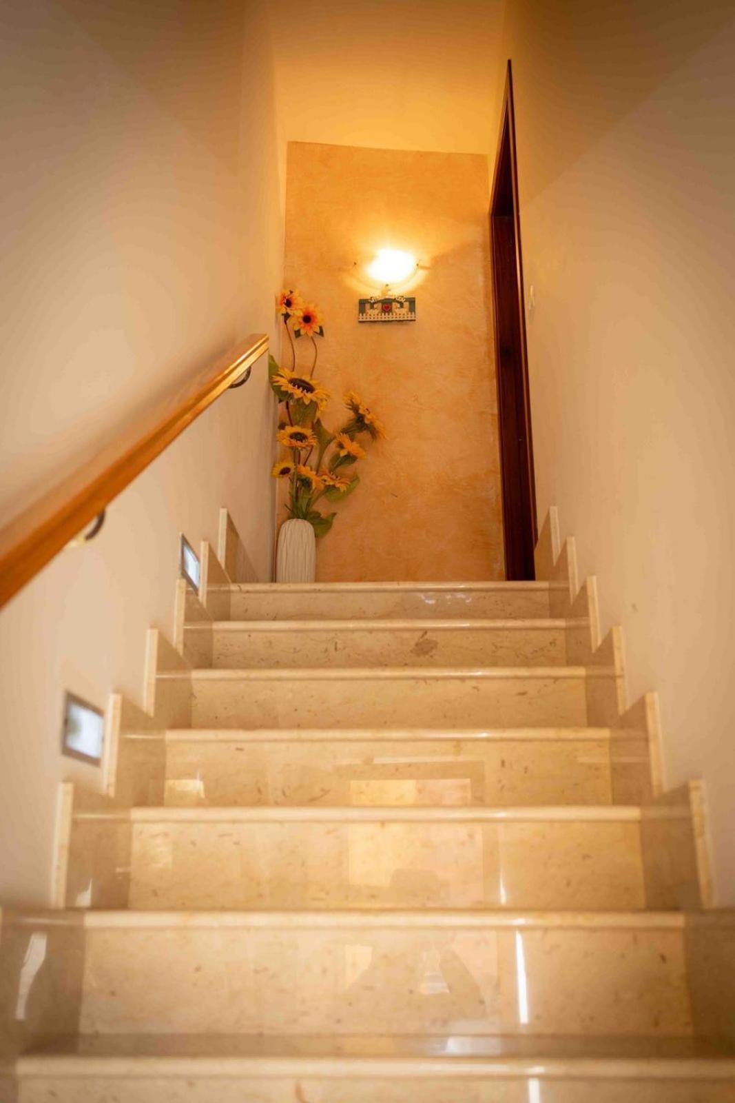 Sunshine Apartments Trappeto  Ngoại thất bức ảnh