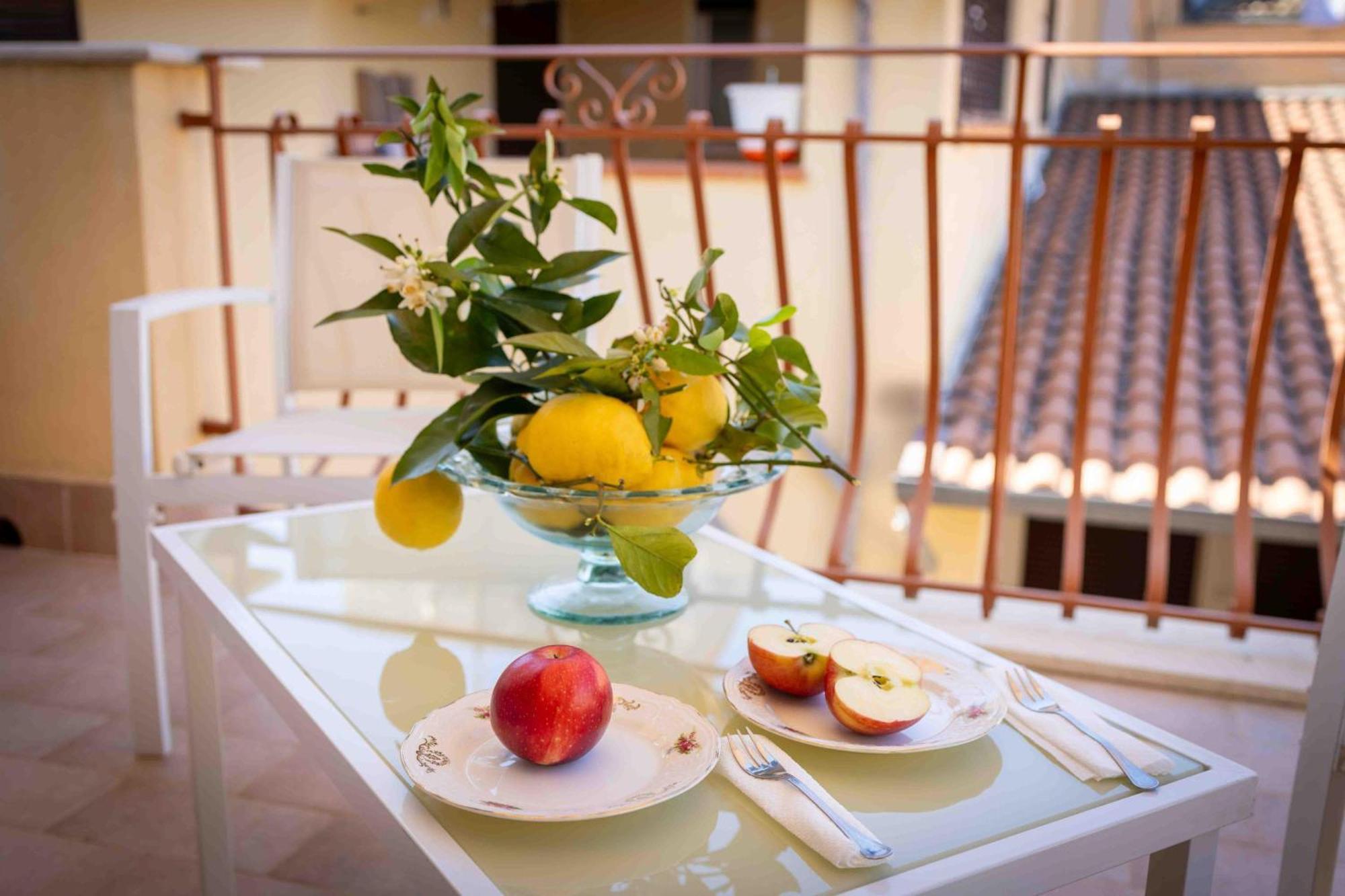 Sunshine Apartments Trappeto  Ngoại thất bức ảnh